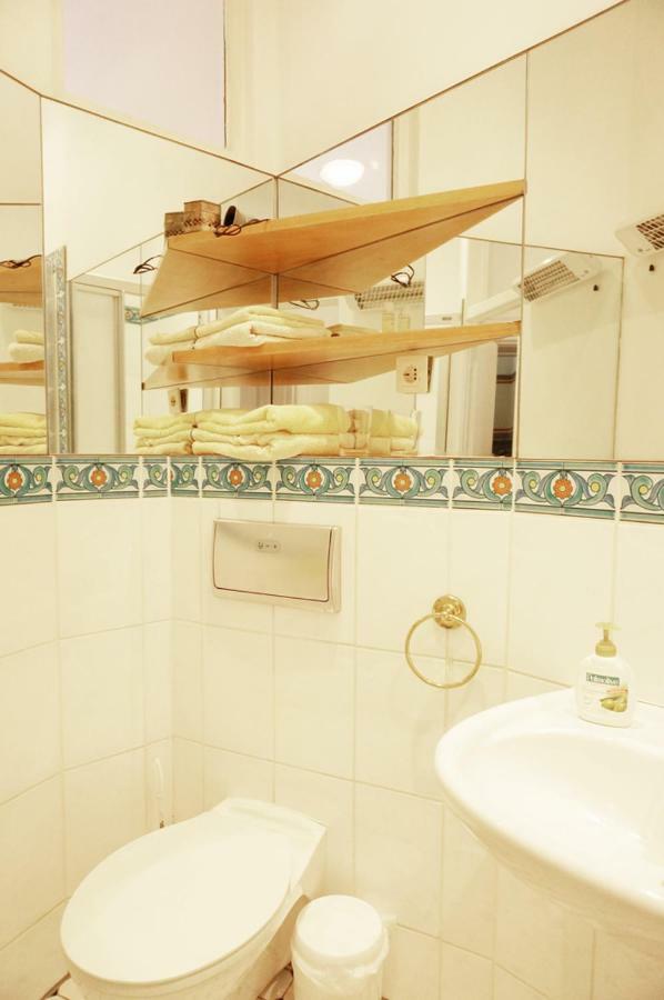 Eigenart Appartement Berlin Luaran gambar