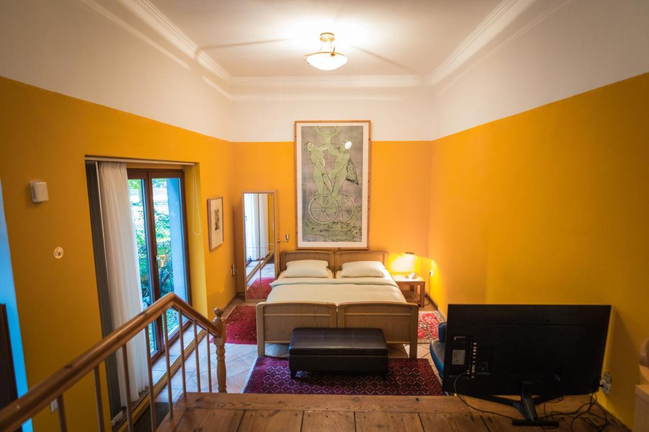 Eigenart Appartement Berlin Luaran gambar
